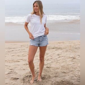 Basic Tee White - NWT
